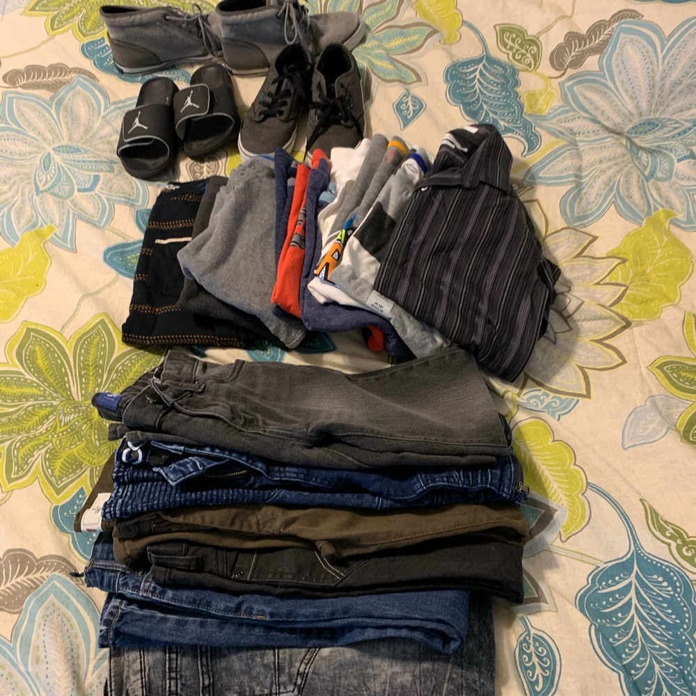 Lot of boys clothes size 7-10